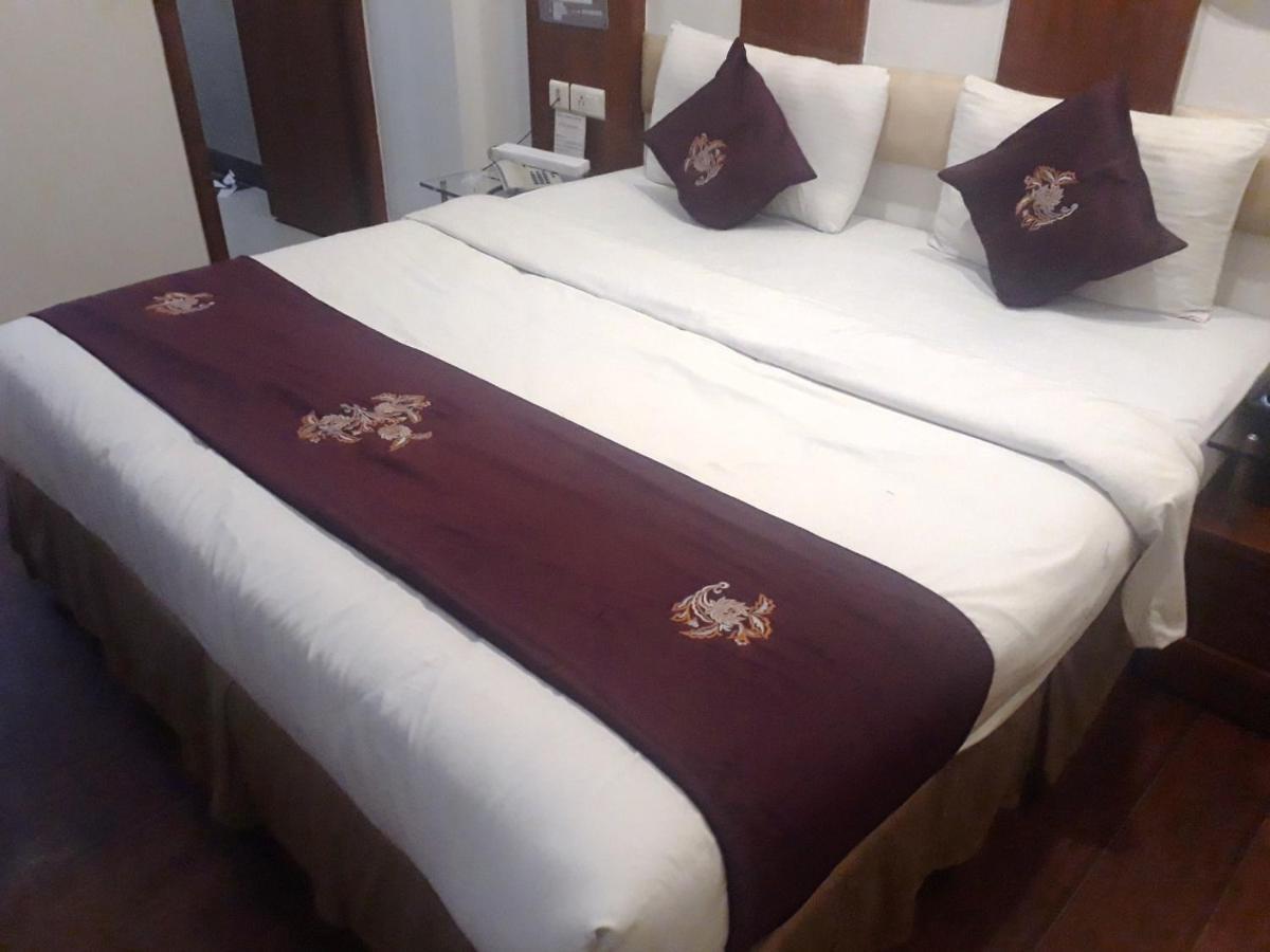 Hotel King Plaza Nueva Delhi Exterior foto