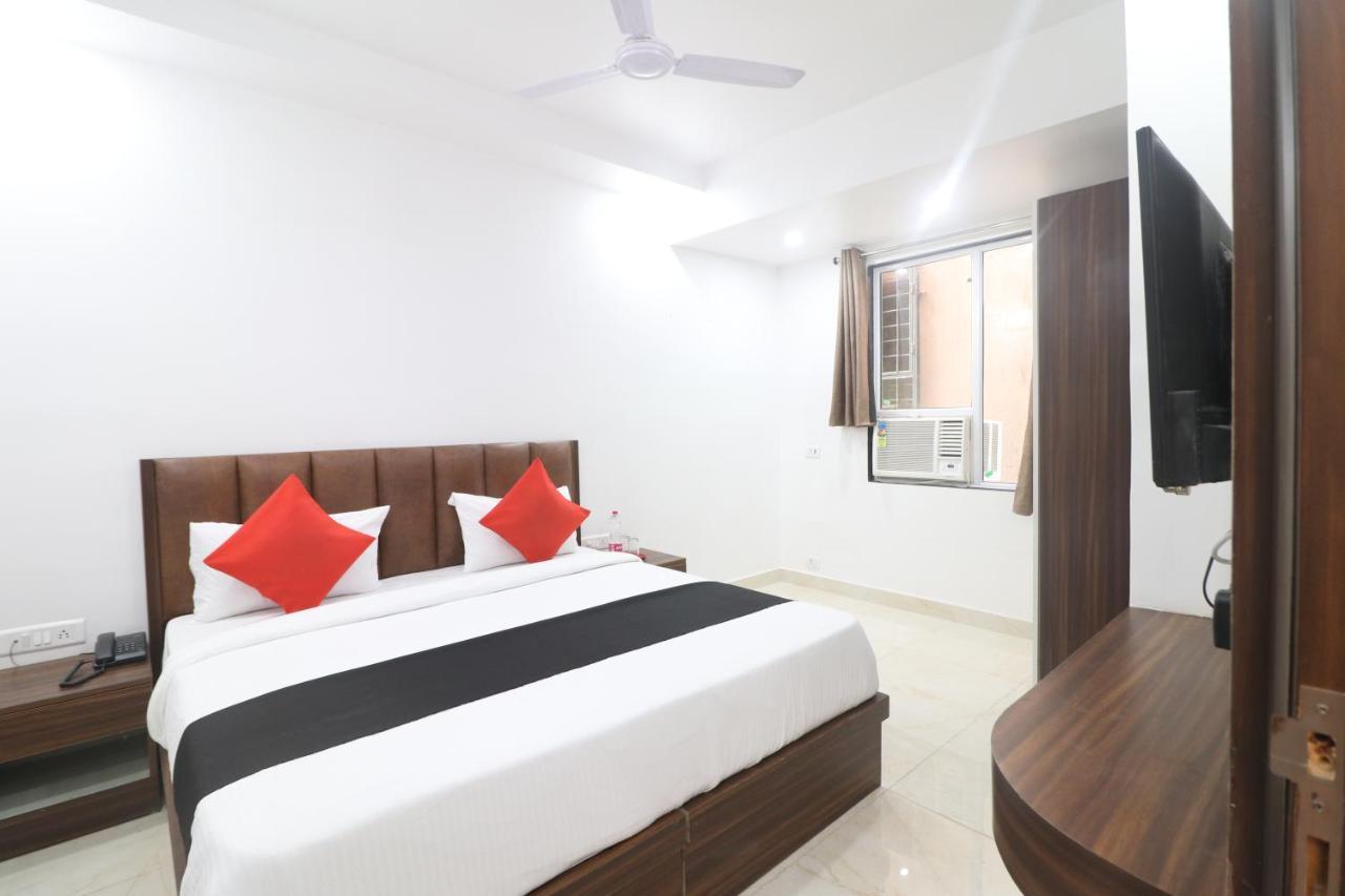 Hotel King Plaza Nueva Delhi Exterior foto